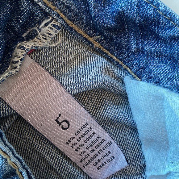 Almost Famous Low Rise Distressed Faded Skinny Ankle Jeans - Picture 6 of 9